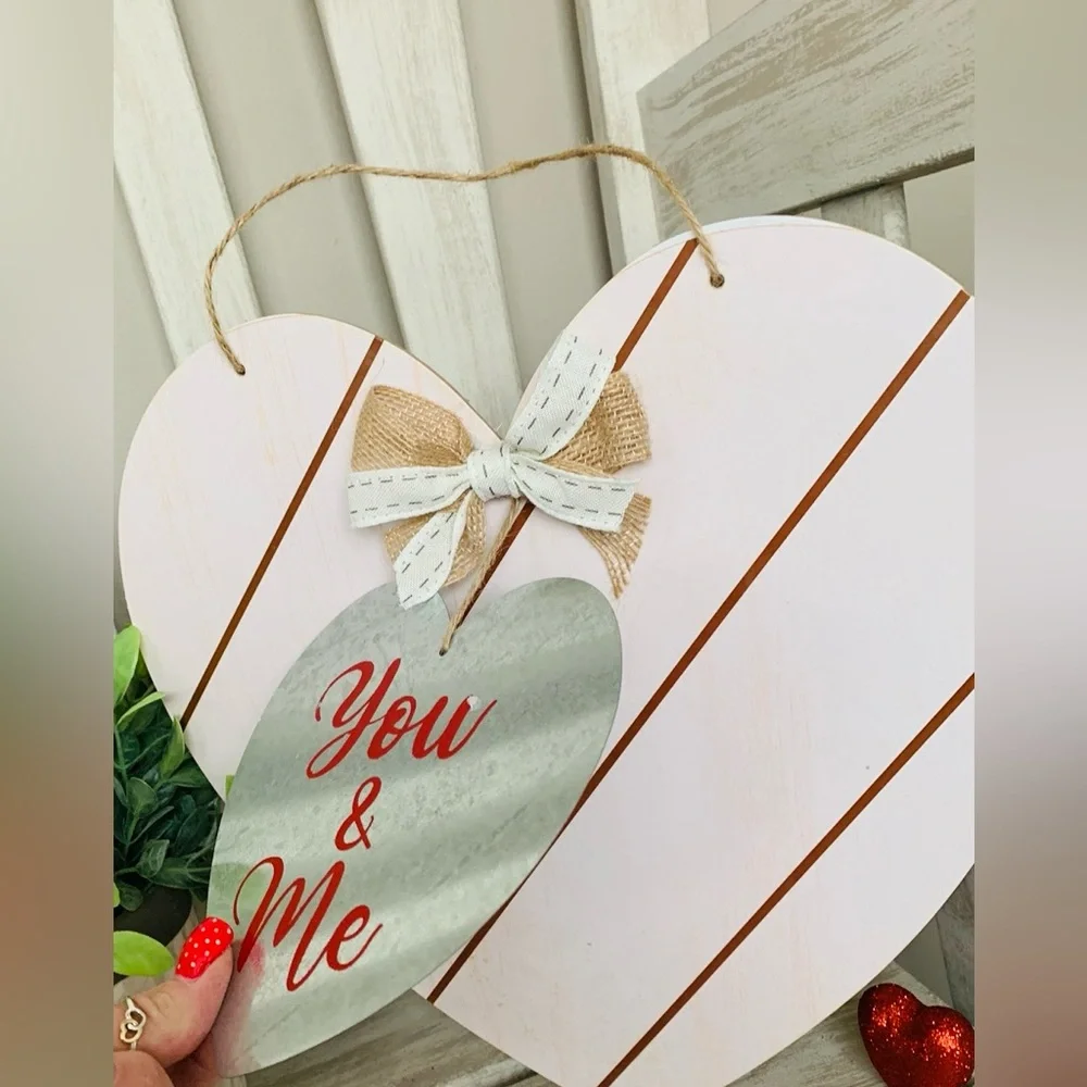 Valentine’s Day  Wall or Door Hanging  ❤️🆕❤️⭐️A 2 for $14 Item ⭐️